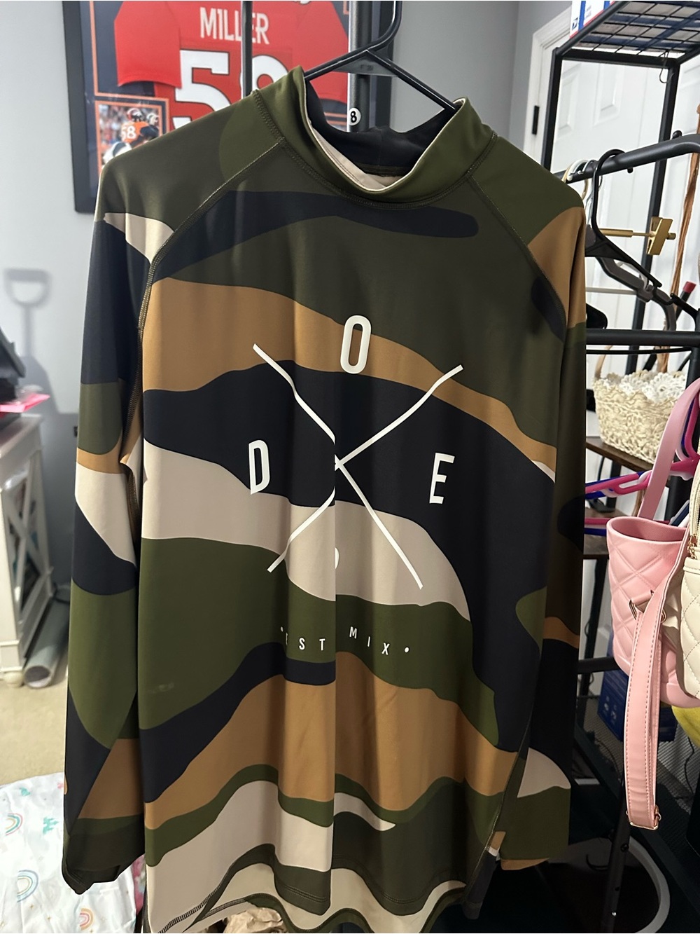 DOPE base layer top size medium